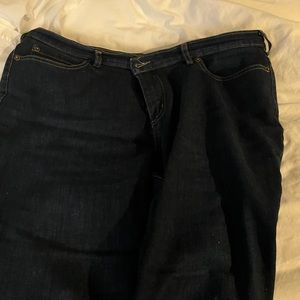 Size 16 women’s Duluth jeans